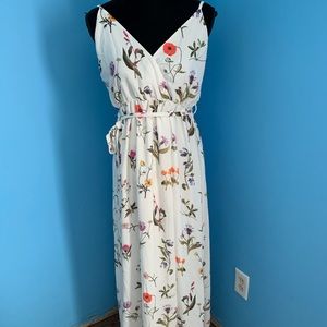 Oh my love floral maxi dress sz M